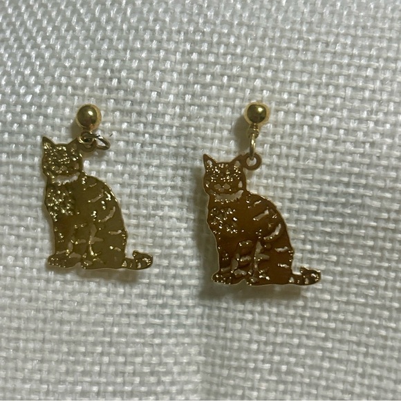 Gold Kitty Cat Cut Out Dangle Stud Earrings 1.5” Lightweight Cute Animal - Picture 4 of 5